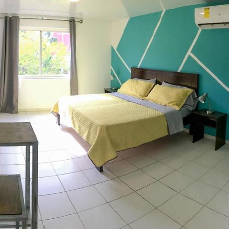 Dona Clara Vacation Apartments Oranjestad Luaran gambar